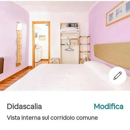 Πανσιόν La Mansarda Del Centro