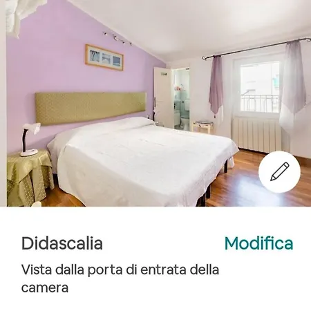 La Mansarda Del Centro Maison d'hôtes 2*